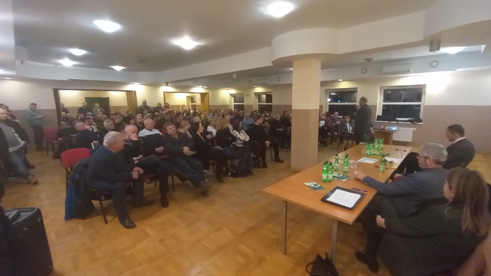 "NIE" dla zmiany planu zagospodarowania przestrzennego w Rzeszotarach - fot. Andrzej Andrzejewski