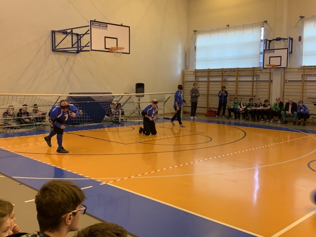 Uczniowie zagrali ze sportowcami w "Meczu Gwiazd" - fot. Piotr Osowicz