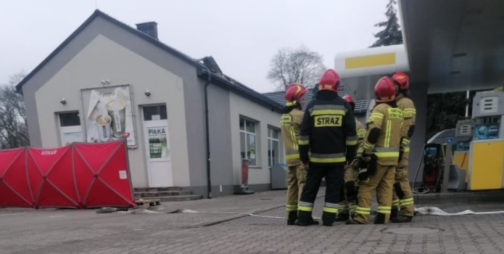 Eksplozja na stacji paliw. Kamery zarejestrowały moment wybuchu [FILM 18+] - fot. asp. Wojciech Piechowicz /Komenda Wojewódzka Państwowej Straży Pożarnej we Wrocławiu