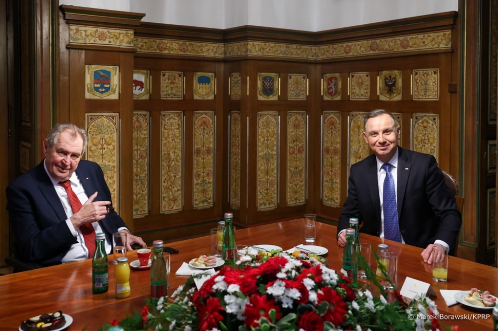 Prezydent Andrzej Duda spotkał się z prezydentem Milošem Zemanem - Fot: KPRP