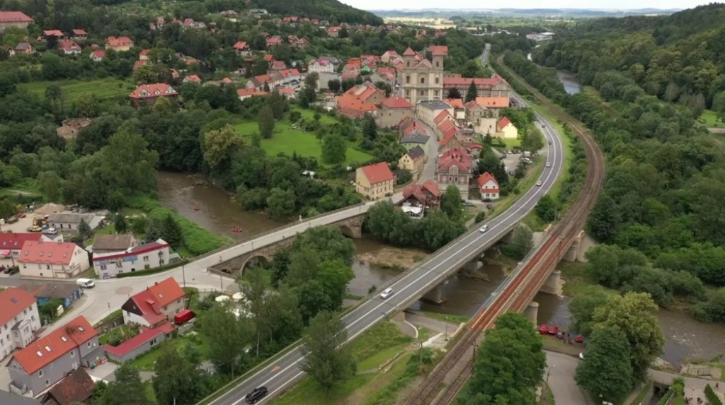 Przebudują kilometr drogi DK8 przez Bardo. Będą utrudnienia - fot. Jarosław Wrona, GDDKiA