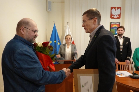 Malarz z Karpacza, Leszek Legut, odebrał nagrodę Gloria Artis  - 1