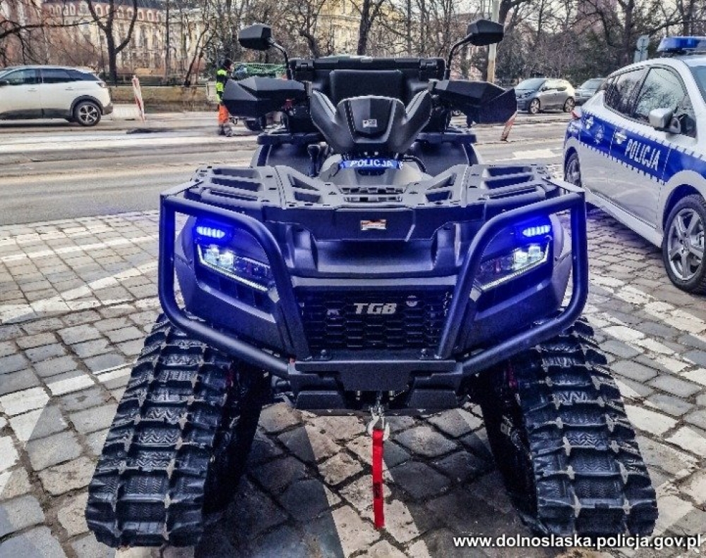 Nowe pojazdy trafiły do dolnośląskiej policji - Fot: dolnośląska policja