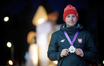 Biathlonista z Jeleniej G&oacute;ry z medalem na MEJ