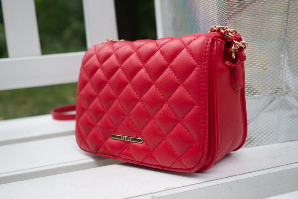 Chciała sprzedać torebkę – straciła blisko 100 tysięcy złotych - Fot: zdjęcie ilustracyjne Pixabay