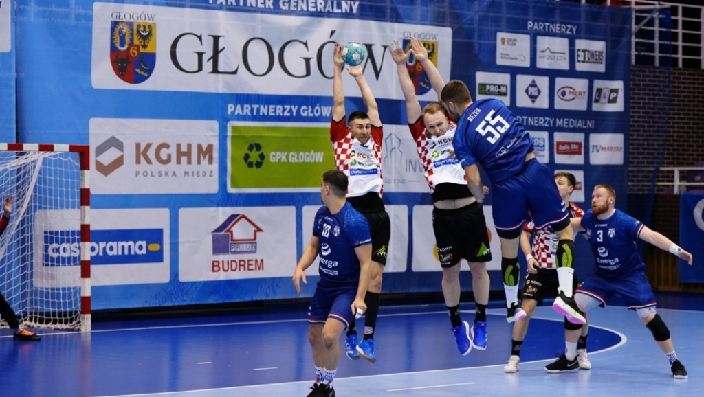 Chrobry przegrał jedną bramką - fot. chrobryhandball.pl