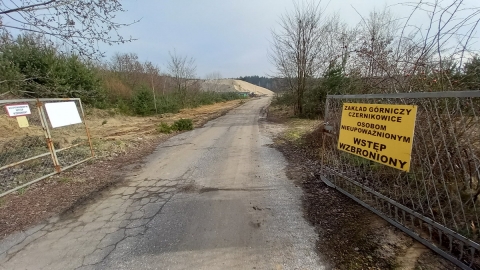 Czy do dawnej żwirowni trafiły zakazane substancje?  - 0