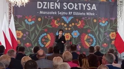 Marszałek Witek w Jaworze: "Chcemy wprowadzić dodatek do emerytury dla sołtys&oacute;w"
