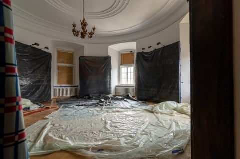 Trwa renowacja okien w Zamku Książ. Zakres prac jest ogromny - 4