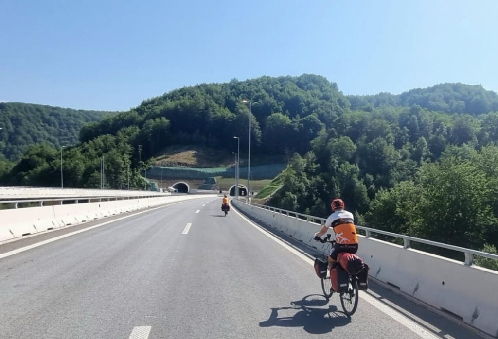 Ostre koło: Na rowerach po Bałkanach - zdj. Wrocycling.com