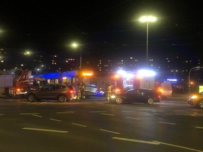 Wrocław: Wypadek tramwaju z autobusem turystycznym