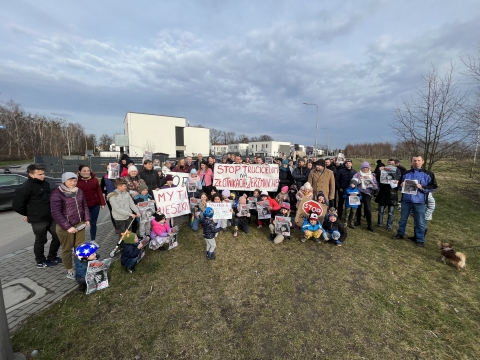Protesty przyniosły skutek? Nie będzie sortowni śmierci na wrocławskich Złotnikach [ZDJĘCIA] - 0