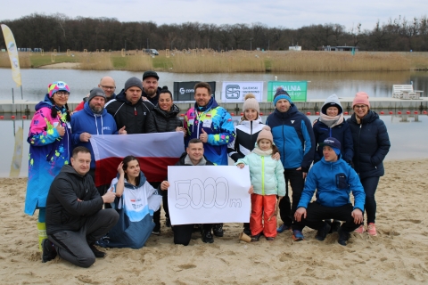 Wrocławianin pobił rekord świata... w pływaniu lodowym [ZDJĘCIA] - 2