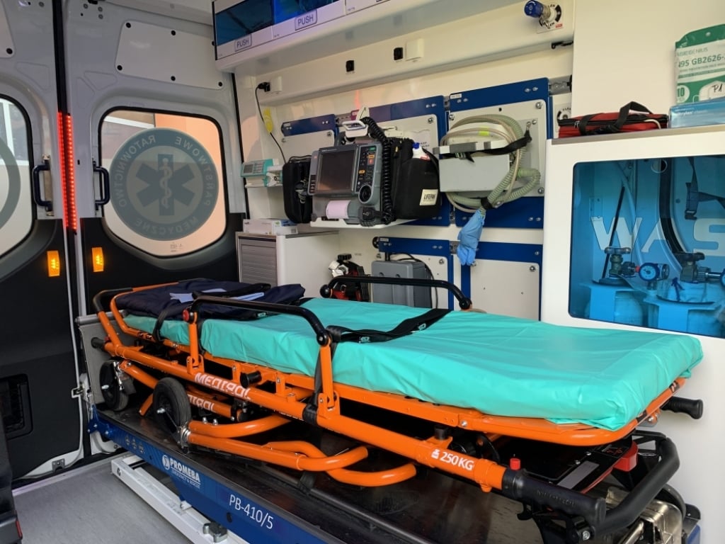 Pandemia dała w kość karetkom. Są środki na nowe - fot. Piotr Osowicz