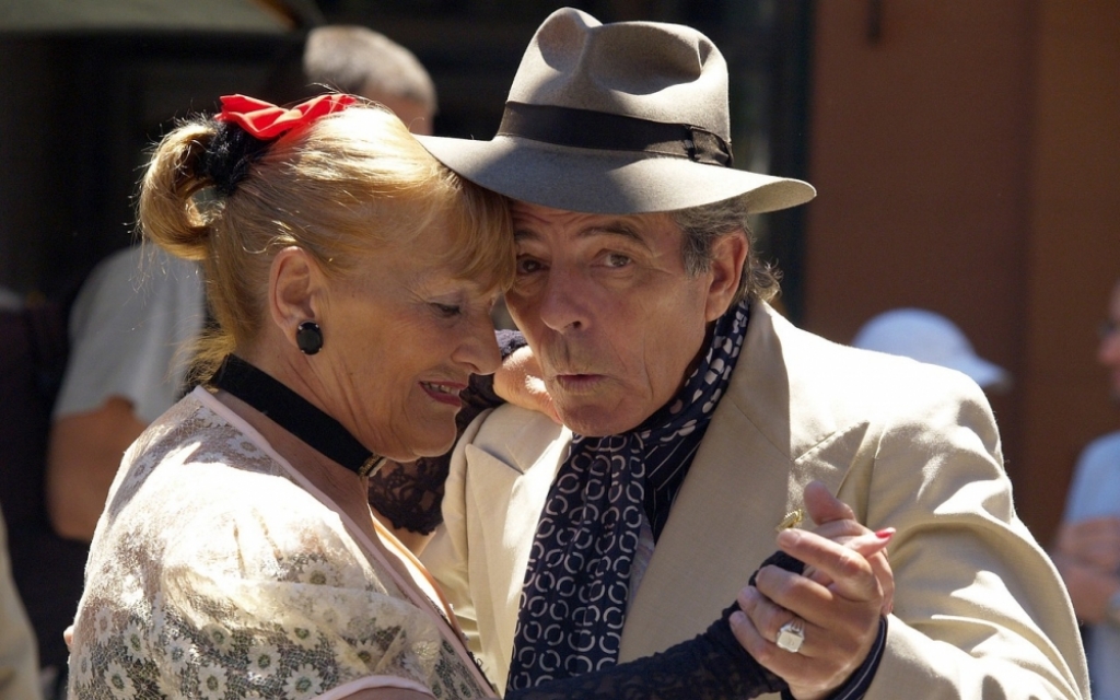 Chcą roztańczyć Polkowice! Seniorzy poprowadzą warsztaty tańca - fot. ilustracyjna / Pixabay