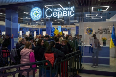Po ukraiński paszport do... galerii handlowej