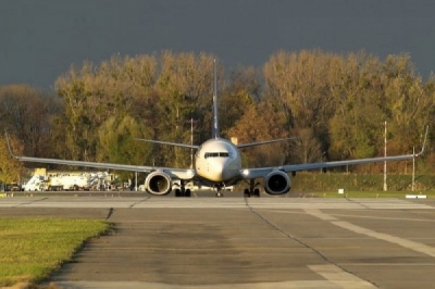 Dron zakłócił lądowanie samolotu lecącego z Wrocławia na Okęciu. Komisja LOT bada zdarzenie