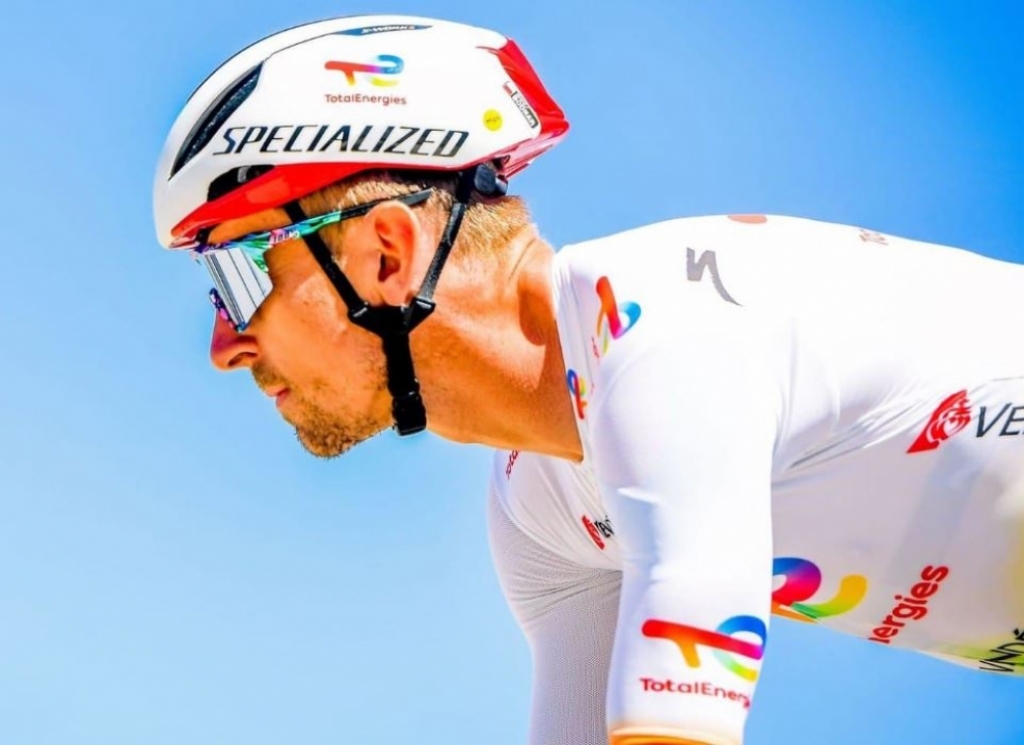 Kolarz z Dolnego Śląska wicemistrzem kraju w jeździe na czas - fot. Official fanpage of Maciej Bodnar Team TotalEnergies
