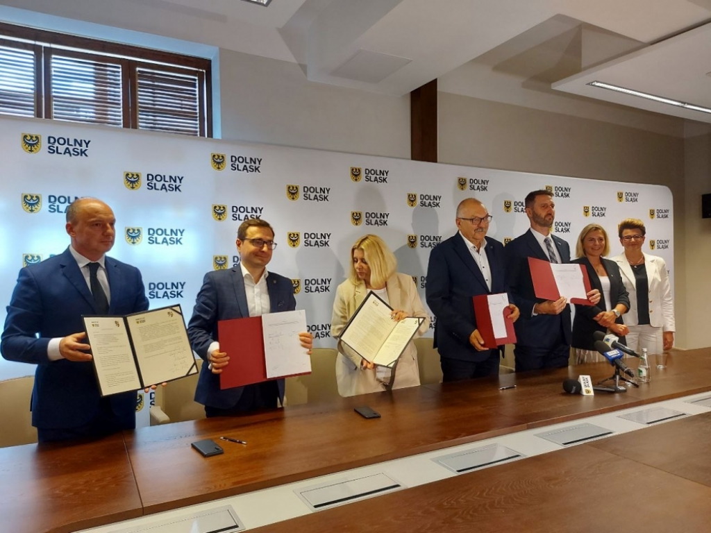 Dolny Śląsk stawia na łyżwiarstwo szybkie - fot. mat. prasowe UMWD