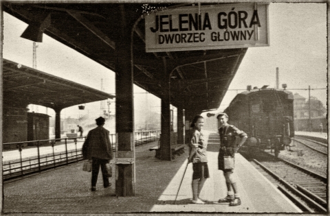 Tajemnica Złotego Pociągu cz. 1. Dolnośląskie Tajemnice odkrywamy z Joanną Lamparską - 10