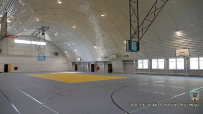 Hala sportowa w Lubaniu będzie jak nowa