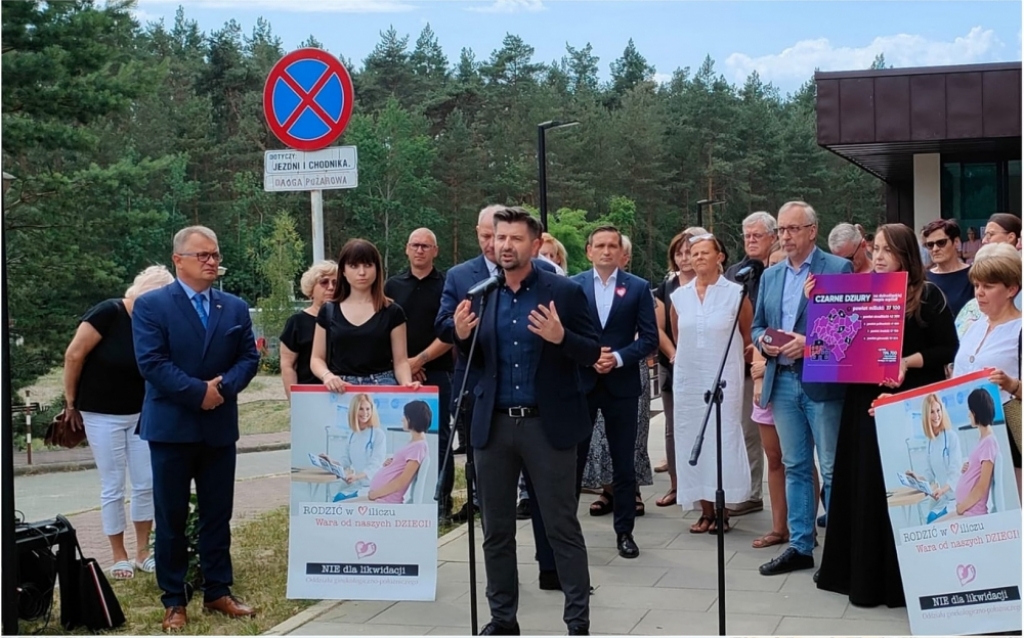 Czy z milickiego szpitala zniknie oddział ginekologiczno-położniczy? - fot. Facebook Krzysztofa Śmiszka