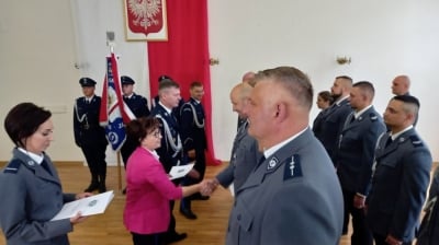 Nowy radiow&oacute;z i obietnica nowej komendy. Obchody święta policji w Jaworze