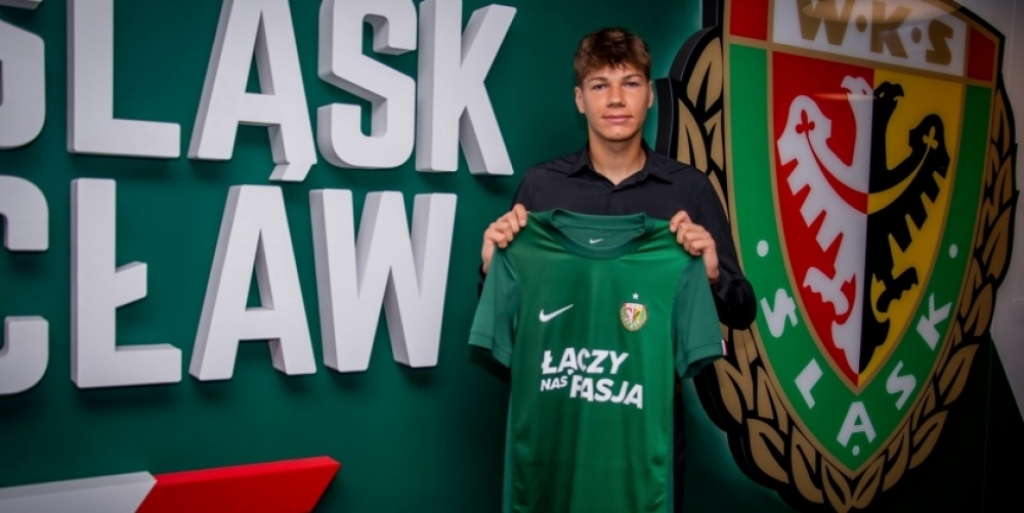 Młody bramkarz na dłużej w piłkarskim Śląsku - fot. slaskwroclaw.pl