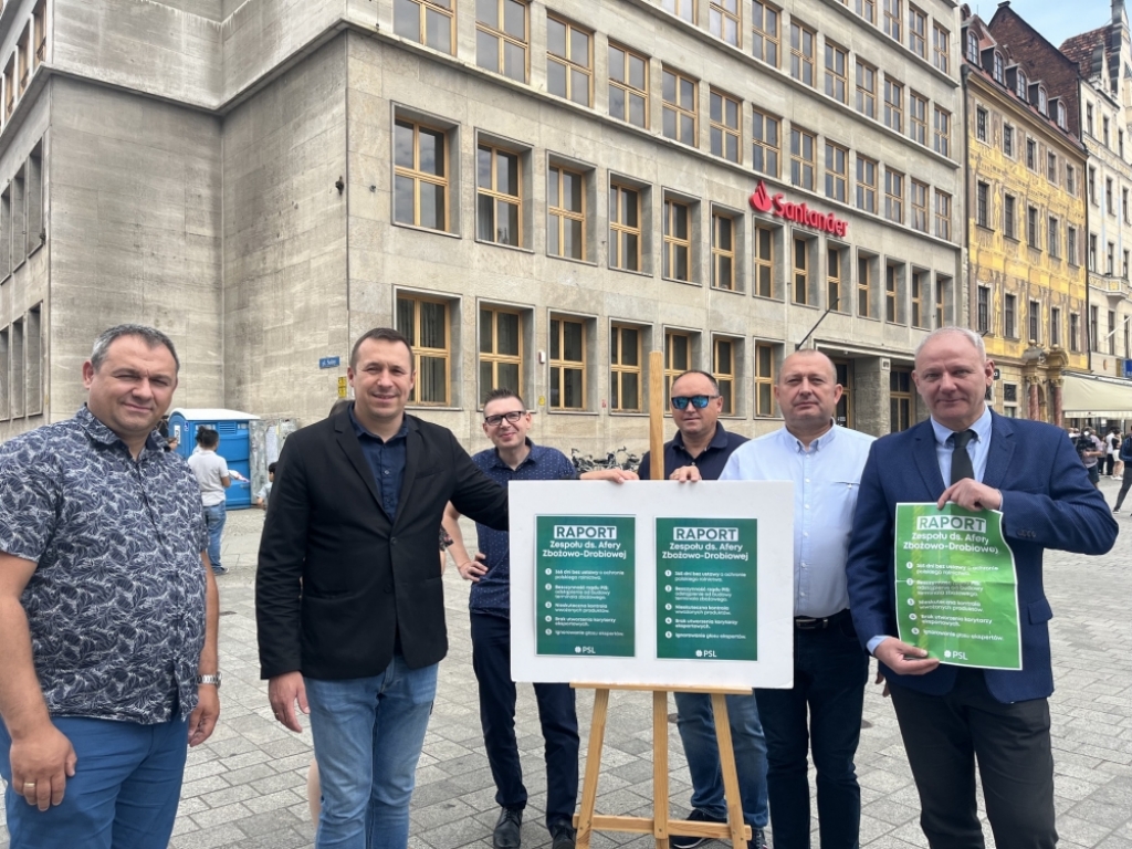 PSL wzywa rząd do rozwiązania trudnej sytuacji polskich rolników - fot. RW