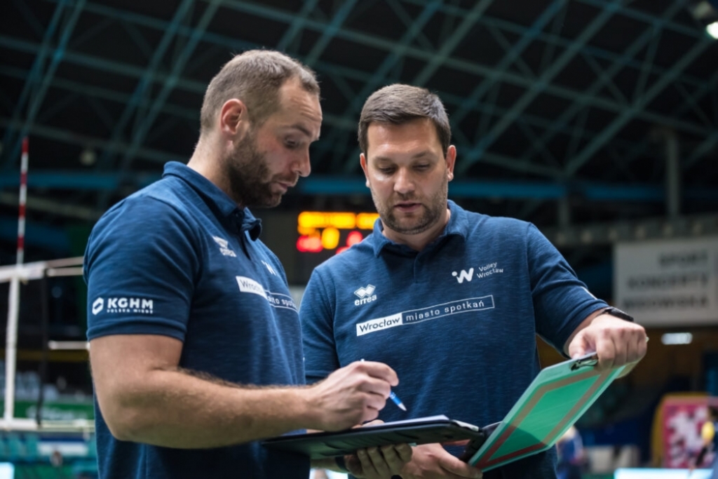 Na ławce trenerskiej Volley bez zmian - fot. volleywroclaw.pl