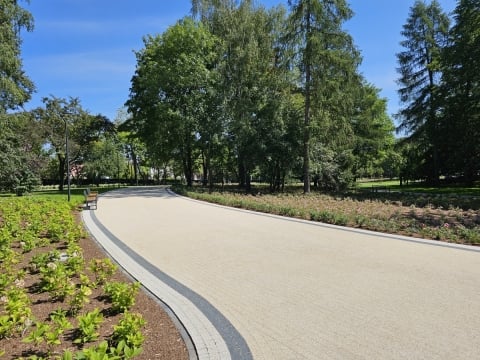 Park Sybiraków w Wałbrzychu już gotowy (ZDJĘCIA) - 4