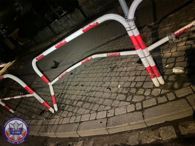Chciało jej się zapalić, więc w środku nocy wsiadła do auta. Zapomniała, że była pijana