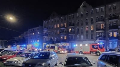 Nocna ewakuacja kamienicy we Wrocławiu