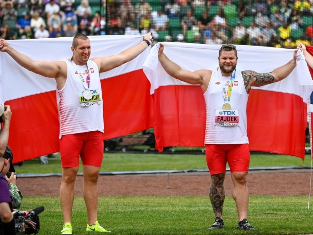 Paweł Fajdek awansował do finału lekkoatletycznych MŚ - Paweł Fajdek i Wojciech Nowicki na MŚ 2022 w Eugene - fot. Paweł Skraba