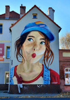 Dzierżoniowski street art. Miasto stawia na murale - 1