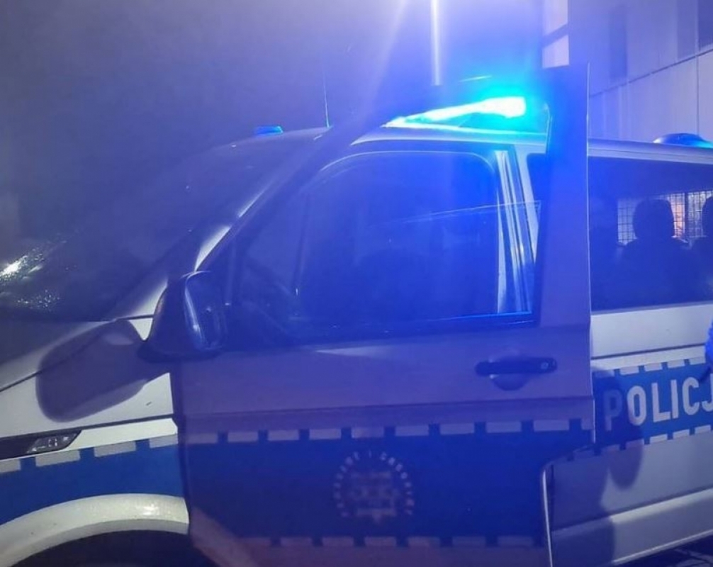 Miała 3 promile alkoholu w organizmie i opiekowała się dzieckiem  - fot. Policja Jelenia Góra