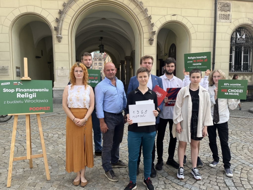 Wrocławscy uczniowie nie chodzą na religię. Nowa Lewica nie chce, by zajęcia finansowane były przez miasto - fot. Joanna Jaros
