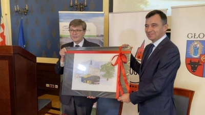 Będzie ciszej i ekologiczniej. Na ulice Głogowa wkr&oacute;tce wyjadą pierwsze autobusy elektryczne