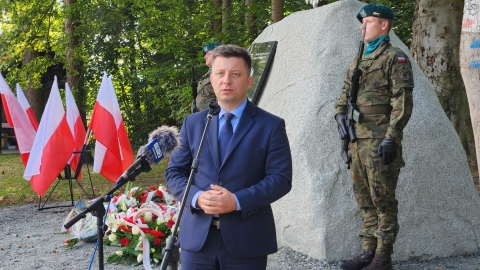 Ofiary katastrofy smoleńskiej upamiętnione na Przełęczy Kłodzkiej  - 0