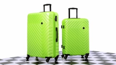 Twój osobisty przewodnik po walizkach podróżnych: co należy wiedzieć, planując podróż na przełomie lata i jesieni?