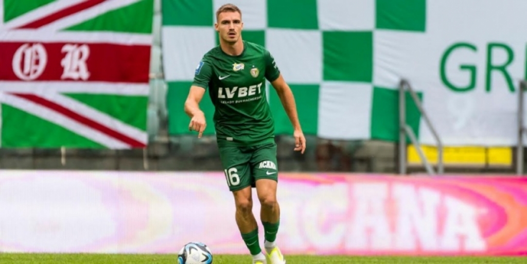 Pomocnik piłkarskiego Śląska z szansą na występ w reprezentacji - fot. slaskwroclaw.pl