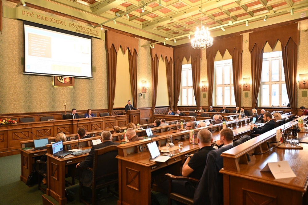 Wrocław: Przegłosowano apel o zmianę finansowania religii w szkołach  - fot. materiały prasowe