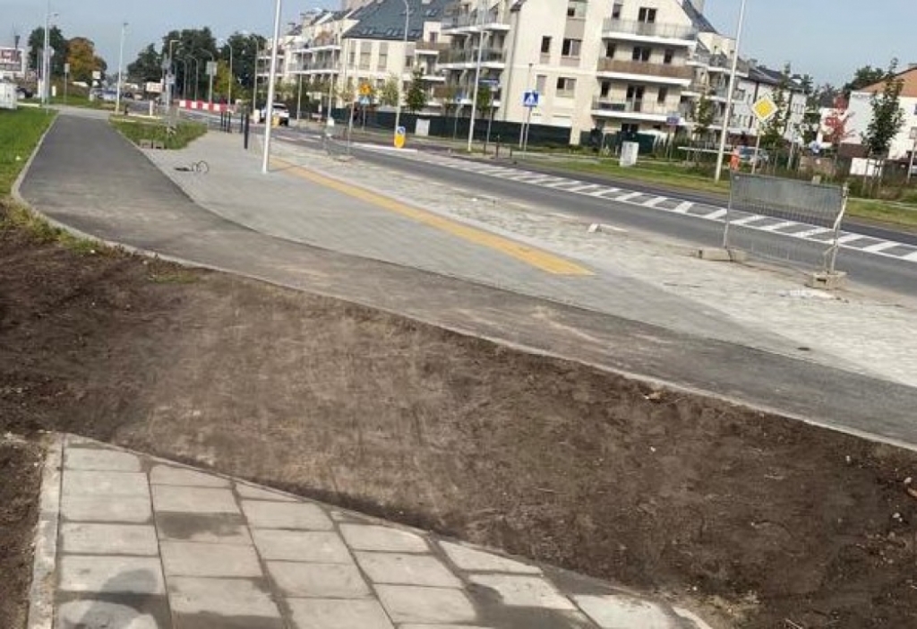 Mieszkańcy Oporowa zastanawiają się, co tu poszło nie tak - fot. Mateusz Florczyk
