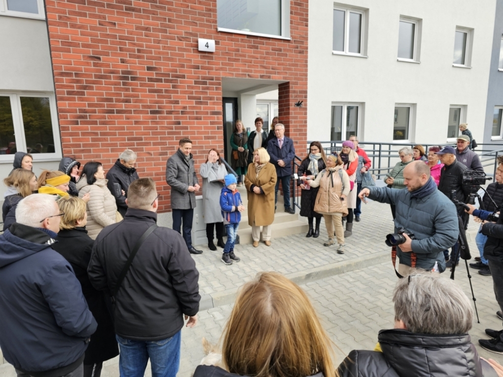 25 nowych mieszkań komunalnych trafiło do mieszkańców - fot. Bartosz Szarafin