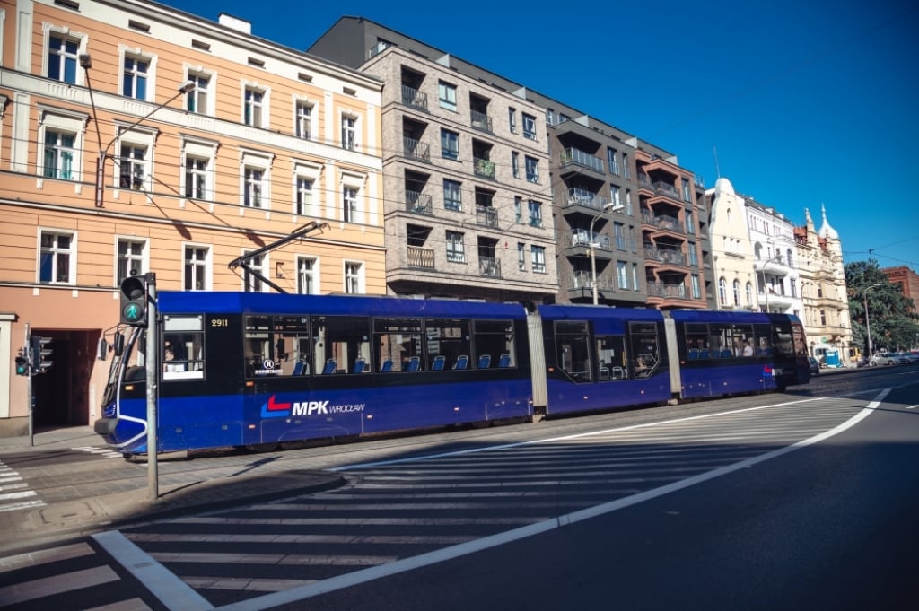 Naprawa zwrotnicy na skrzyżowaniu Pomorskiej i Dubois - zdjęcie ilustracyjne: fot. RW
