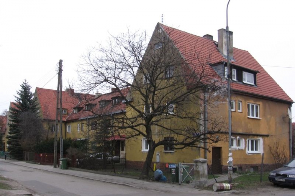 Nie chcą budynków wysokich na 12 metrów na swoim osiedlu - fot. Wikipedia/Julo