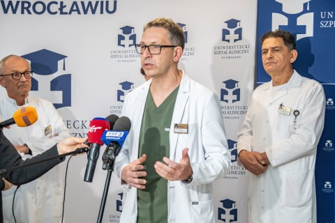 Robot ortopedyczny w akcji. Rosa pomaga przy operacjach kolana - 13