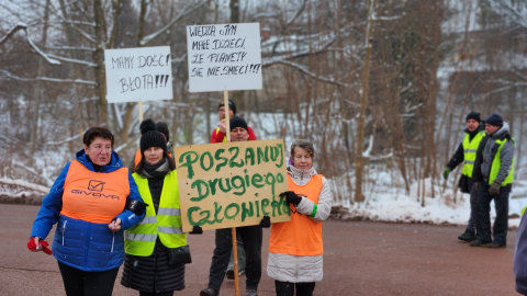 Zamiast asfaltu - błoto. Mieszkańcy Tłumaczowa protestują - 0