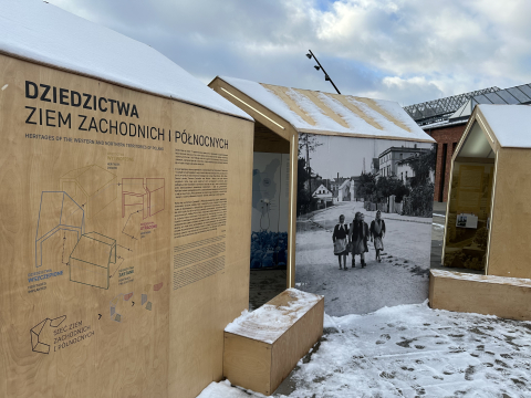 „Dziedzictwa Ziem Zachodnich i Północnych”. Nowa wystawa w CH Zajezdnia we Wrocławiu - 1