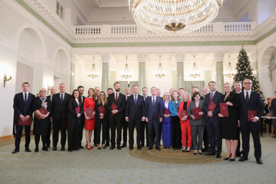 Ministrowie z Dolnego Śląska: A. Dziemianowicz-Bąk i T. Siemoniak zaprzysiężeni przez prezydenta